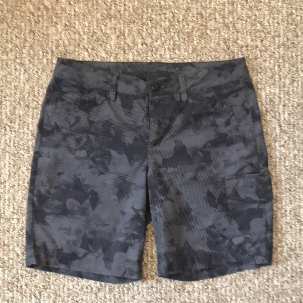 Camo cargo shorts